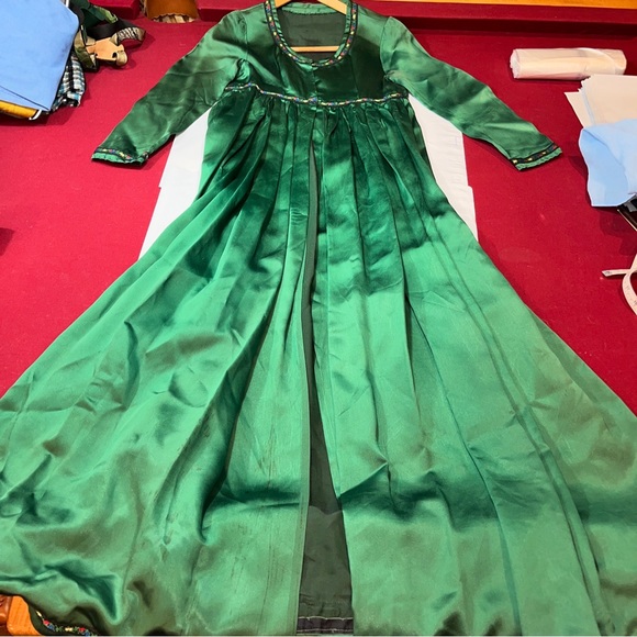 Swedish EMERALD GREEN Princess Long Satin Dress OPEN FRONT Flower Bavarian small - Picture 15 of 15